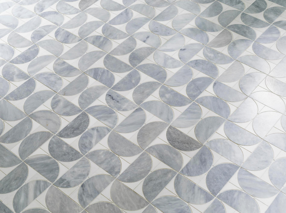 Porcelanosa Figure Spiral Light 29.9x29.9x1 25.8x29.9cm shown in a styled room setting