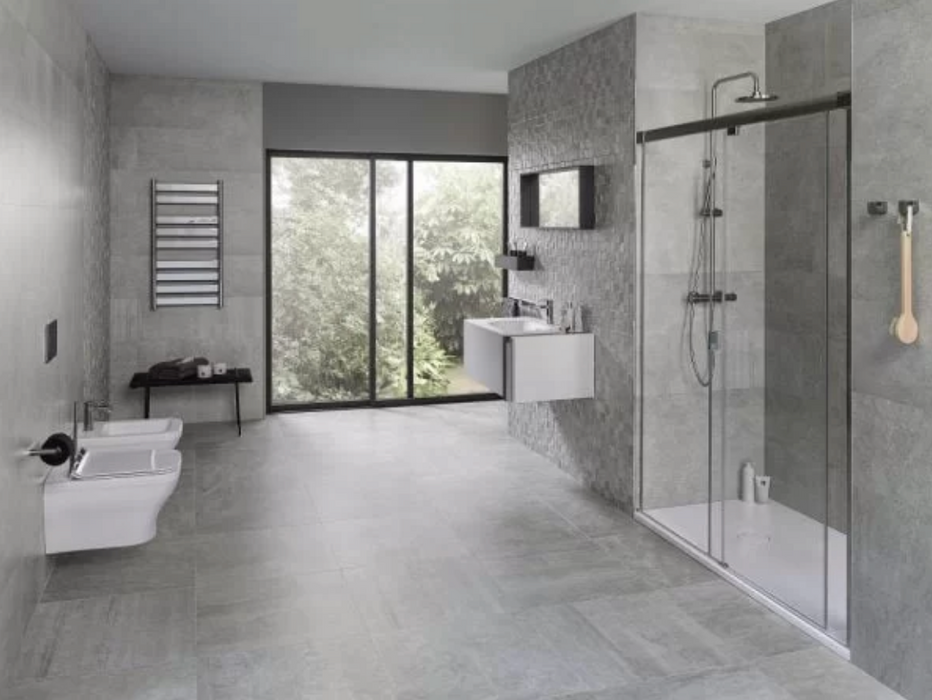 Porcelanosa Mosaico Rodano Acero L 33.299999999999997x59.2cm shown in a styled room setting