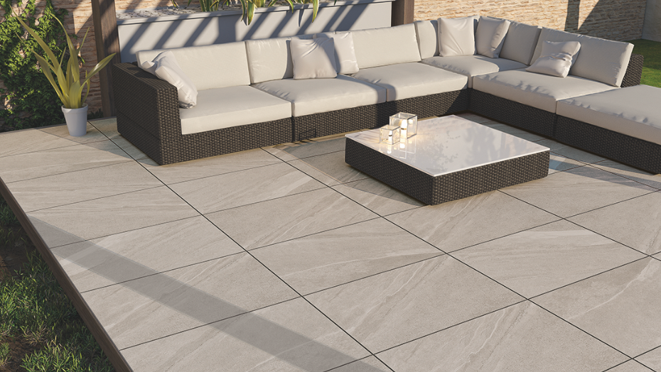 Lifescape Luton Light Grey Outdoor Porcelain Paving Slab 60x90cm 2cm R11